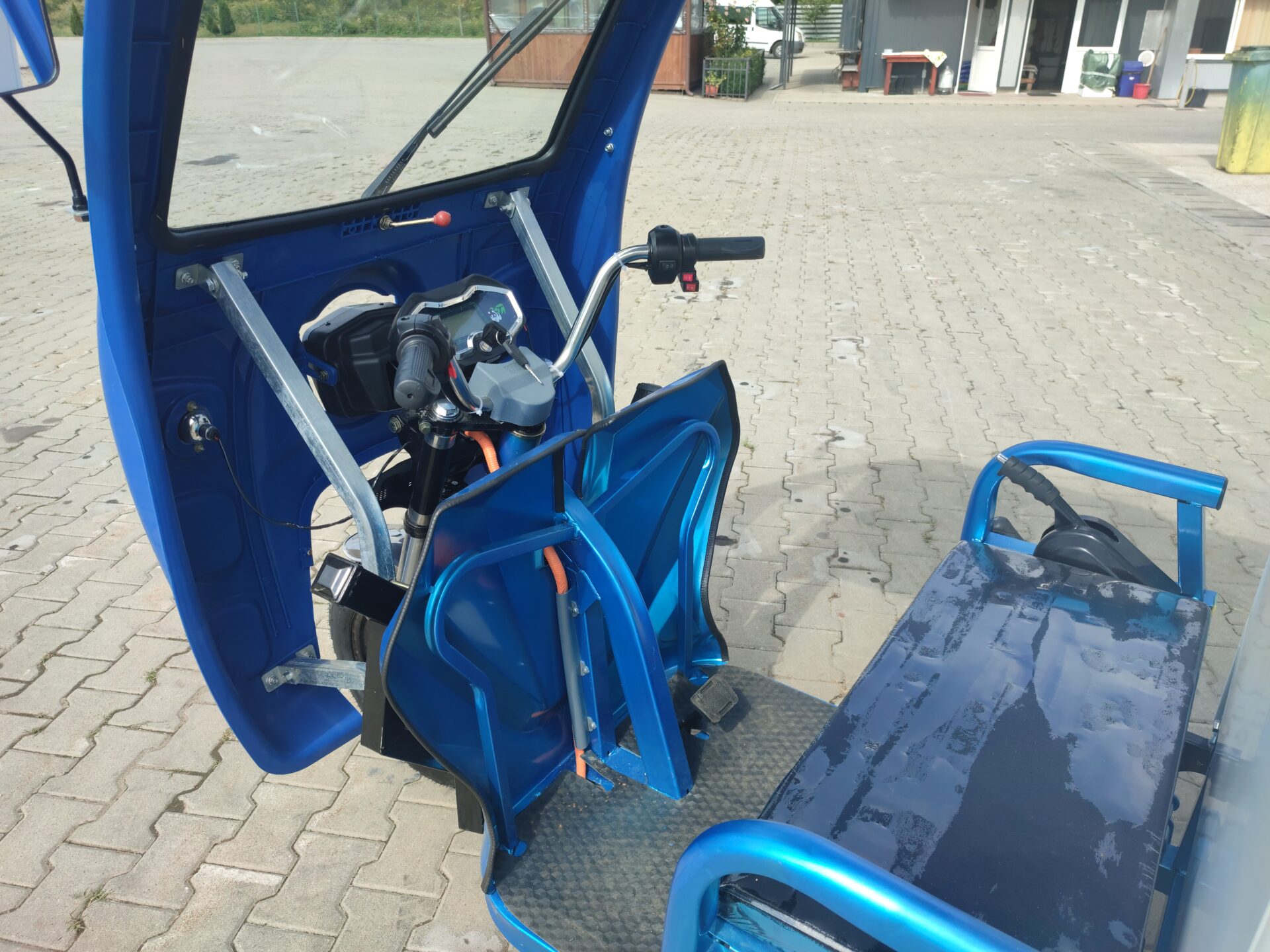 Triciclu electric Thor BAISAN PLUS CARGO 1800W 60V32Ah fara permis